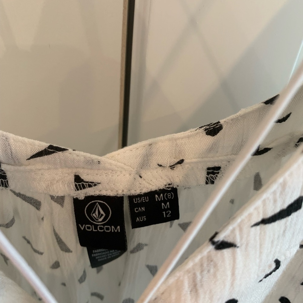 Volcolm Tank - Picture 2 of 2